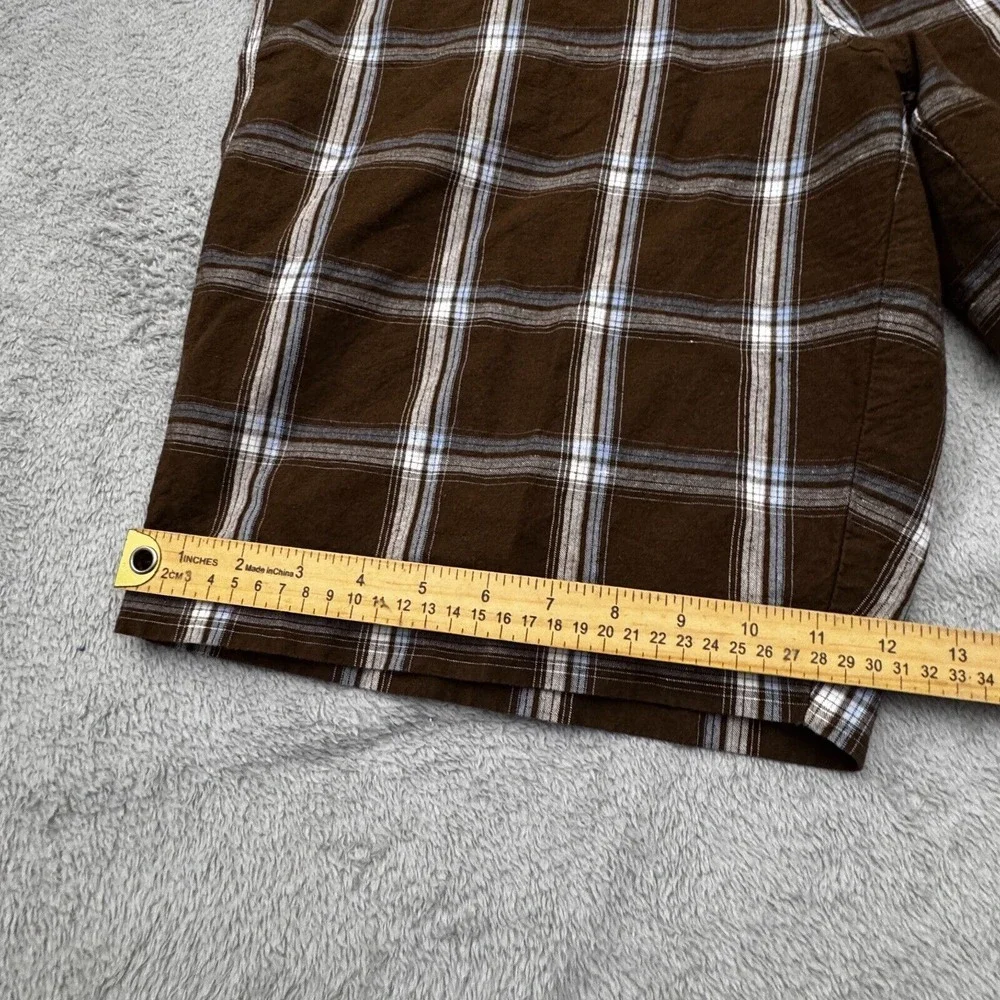 Tommy‎ Bahama Shorts Men's Size 38 (36in. x 10in. Actual Size) Brown Plaid